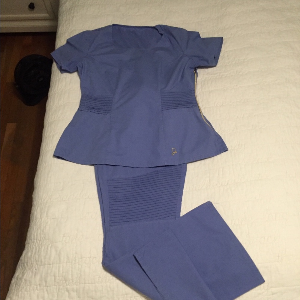 JAANUU ceil blue size M scrub set.
